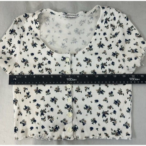 Cream & Floral Ribbed Knit Button Cropped Cap Sleeves Top Women's Sz M - Picture 5 of 6